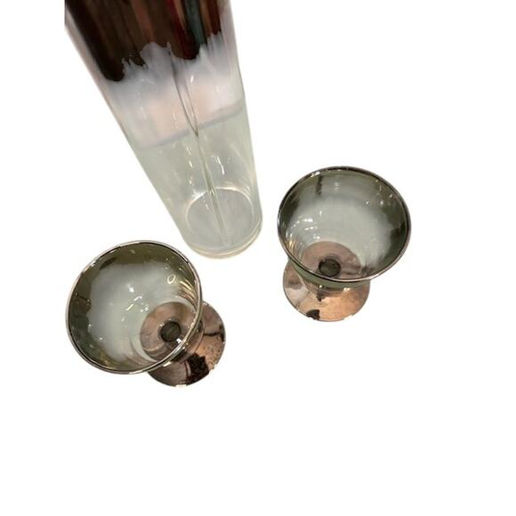Martini Glassware Set Clear Black Stir Rod Pitcher 2 Glasses VTG Collectible - Picture 2 of 11